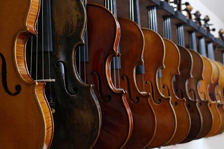 Violin Sizes Explained: How to Choose (2023 with Comparison Chart)