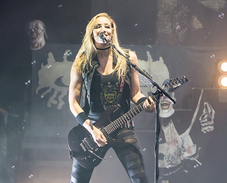 Nita Strauss Guitars & Gear list (2024 Update) Guitar Lobby